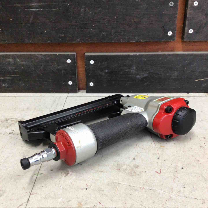 【中古品】 マックス/MAX 常圧エアタッカ TA-225LU/4J 【鴻巣店】