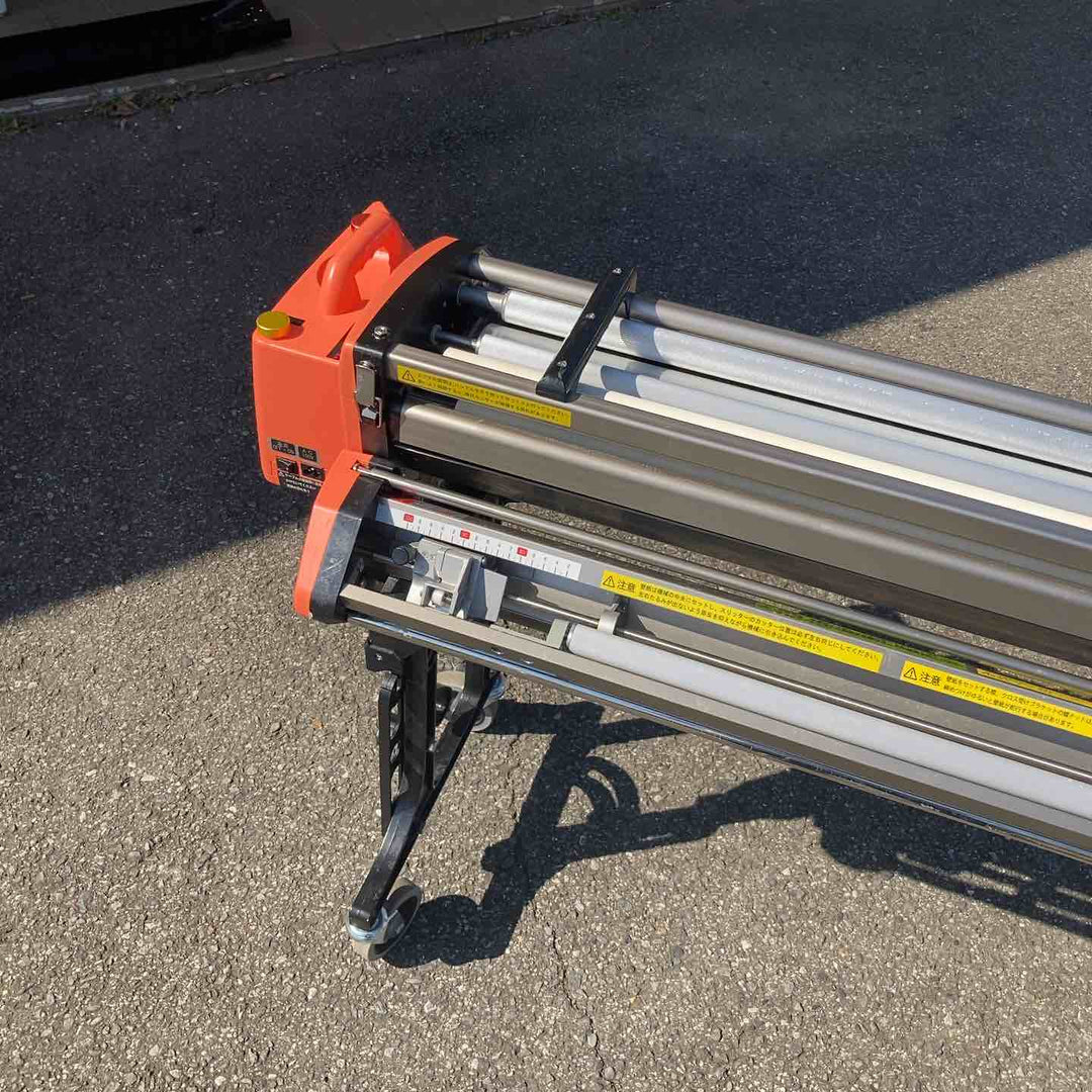 【店頭受取り限定】【中古品】ヤヨイ化学(YAYOI) 自動壁紙糊付機 コータックス ショウ COATAX SHO 401-220【所沢店】