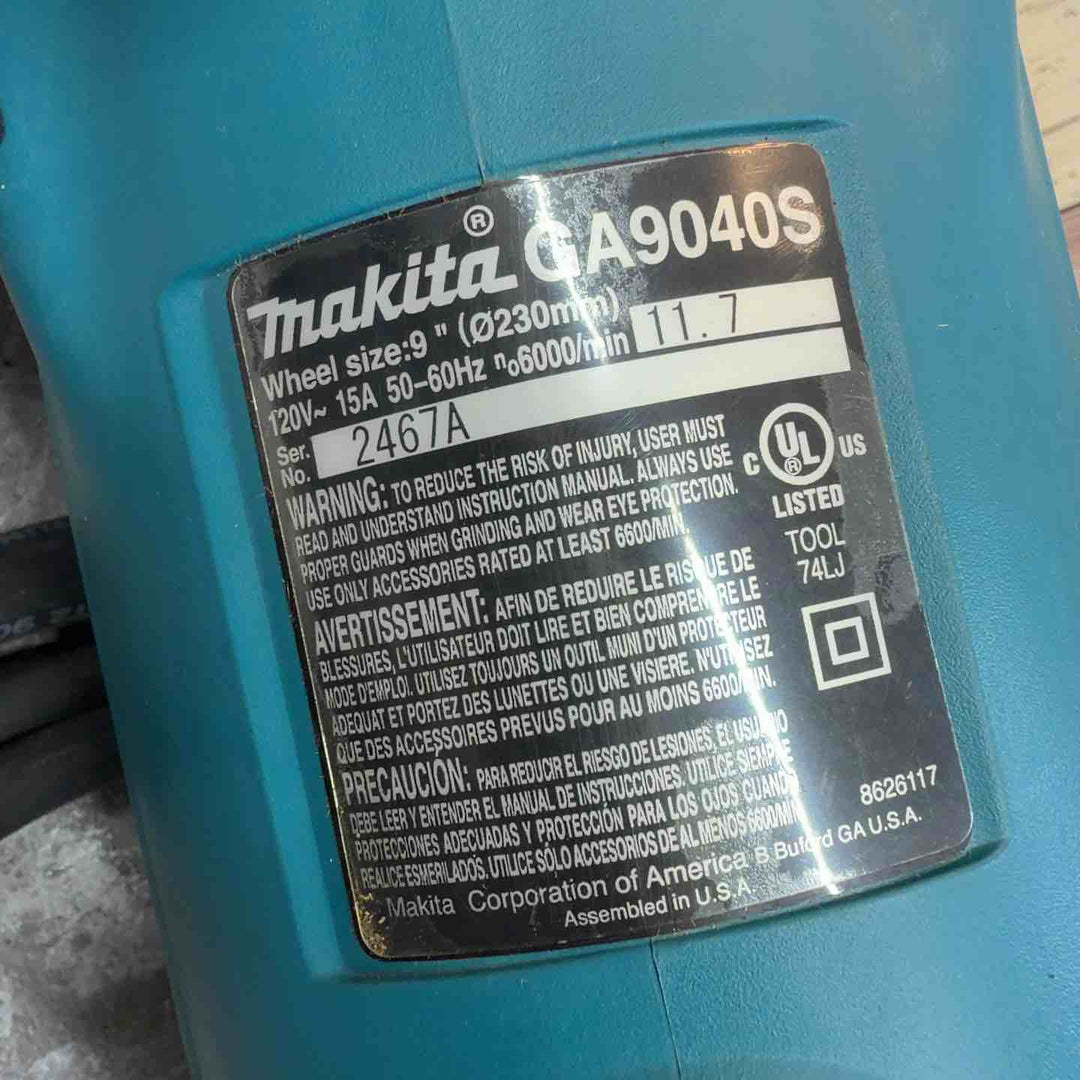 ◇ Makita アングルグラインダー GA9040S 120V  [並行輸入品] 保証なし【八潮店】