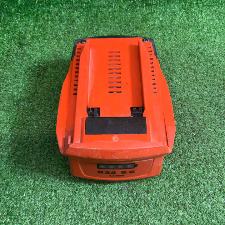 【中古品】 ヒルティ (Hilti) バッテリー充電器セット B 22/5.2 5.2Ah 3個 B 22/4.0 1個 充電器 C4/36-350 1個　計5個　【藤沢店】