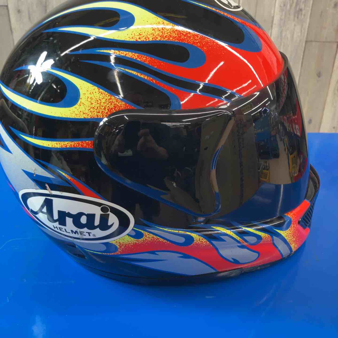 中古品】 Arai/アライ (ヘルメット) 59.60cm ファイヤーカラー 【東大