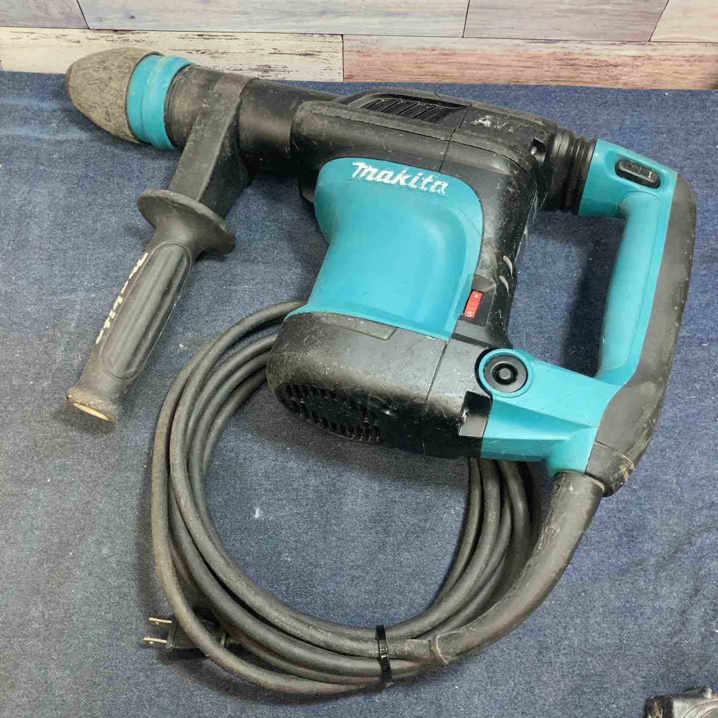 ☆マキタ(makita) 電動ハンマ HM0871C【八潮店】 – アクトツール ☆マキタ(makita) 電動ハンマ HM0871C【八潮店】 – アクトツール