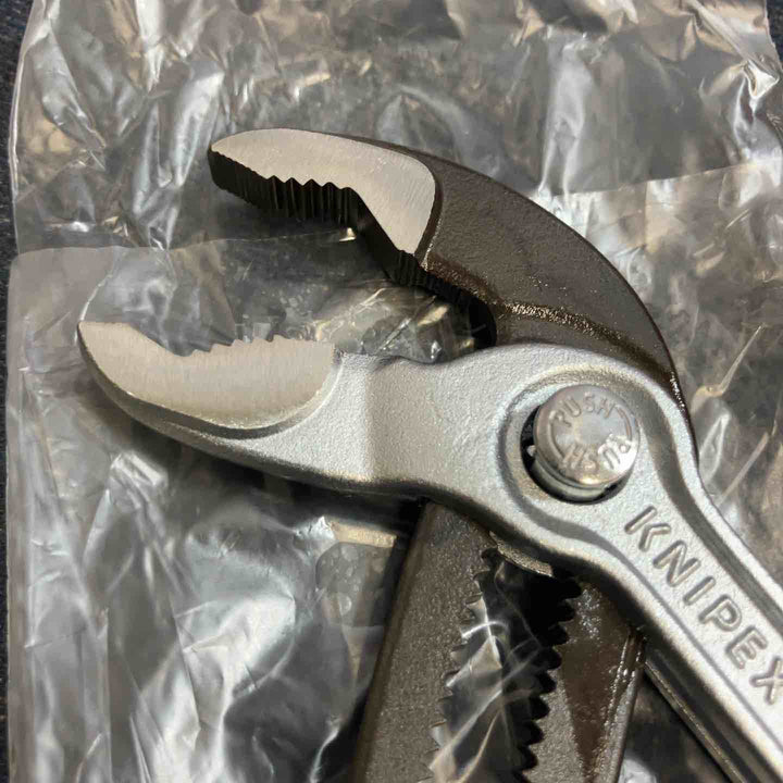 KNIPEX ウォーターポンププライヤー コブラ 8799-180 S01【八潮店】