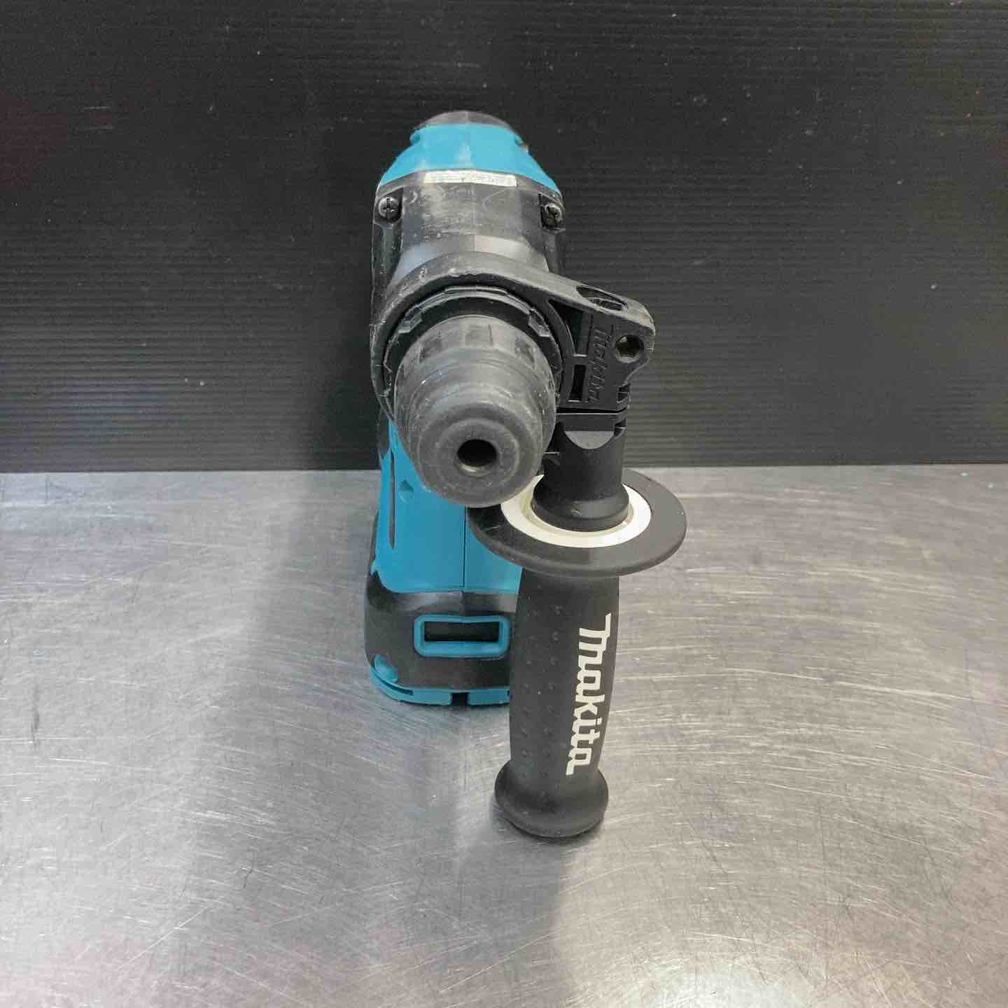 makita マキタ HR242DRFX 18V 24mm 充電式ハンマードリル【野田愛宕店】【店頭取引限定】【中古】IT4RXNIY2XTK マキタ 18V 24mm充電式ハンマドリルHR242DRFX/DZK 2011.12月新製品
