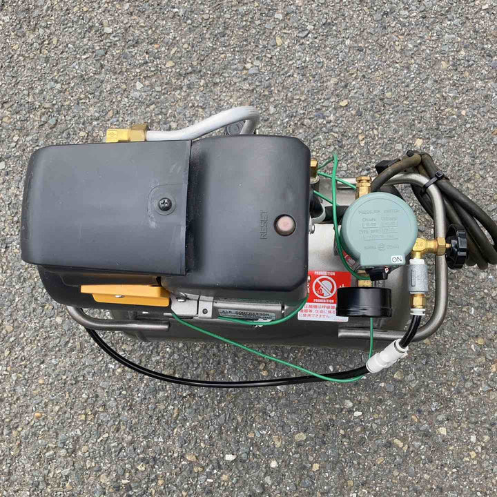 ◇日立産機(HITACHI) ベビコン 0.2LE-8S 常圧エアコンプレッサ【川崎店】
