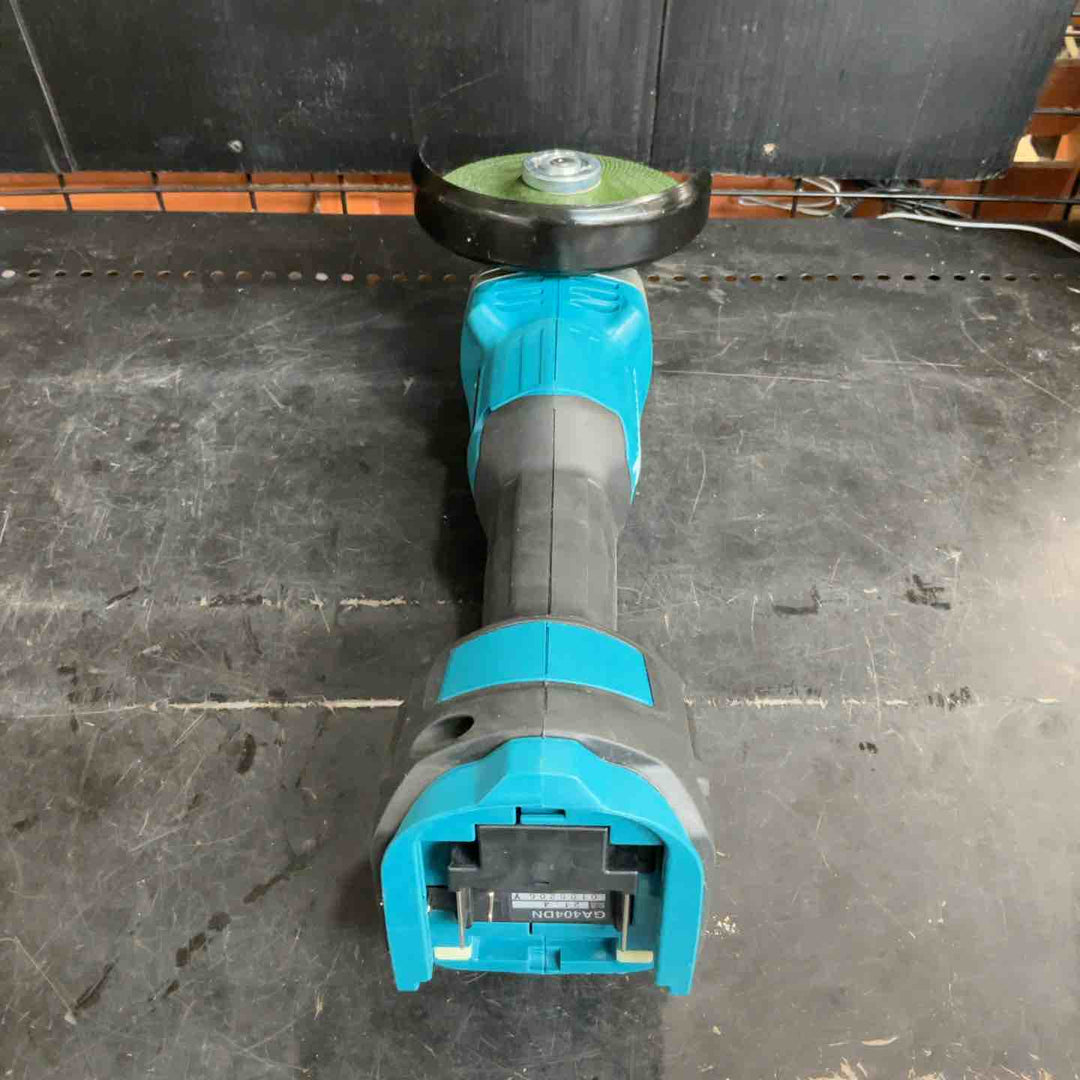 ☆マキタ(makita) 100mmコードレスディスクグラインダ GA404DZN (GA404DN)【草加店】
