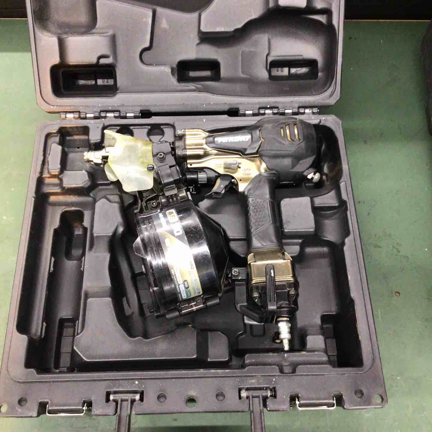☆ハイコーキ(HIKOKI ※旧:日立工機) 高圧エア釘打ち機 NV50HR2(S