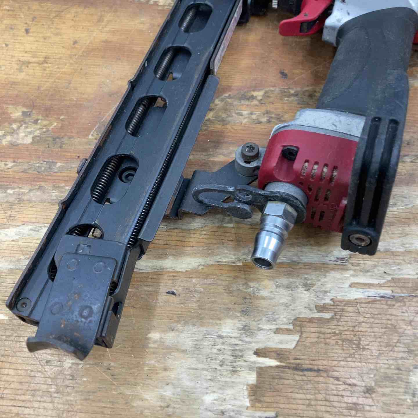 MAX TA-232G2/4MA内装 常圧エアネイラ【野田愛宕店】【店頭取引限定】【未使用】管理番号：ITPC0Y6O9VX4 Amazon.co.jp: マックス(MAX) 常圧ステープル用エアネイラ TA-232G2