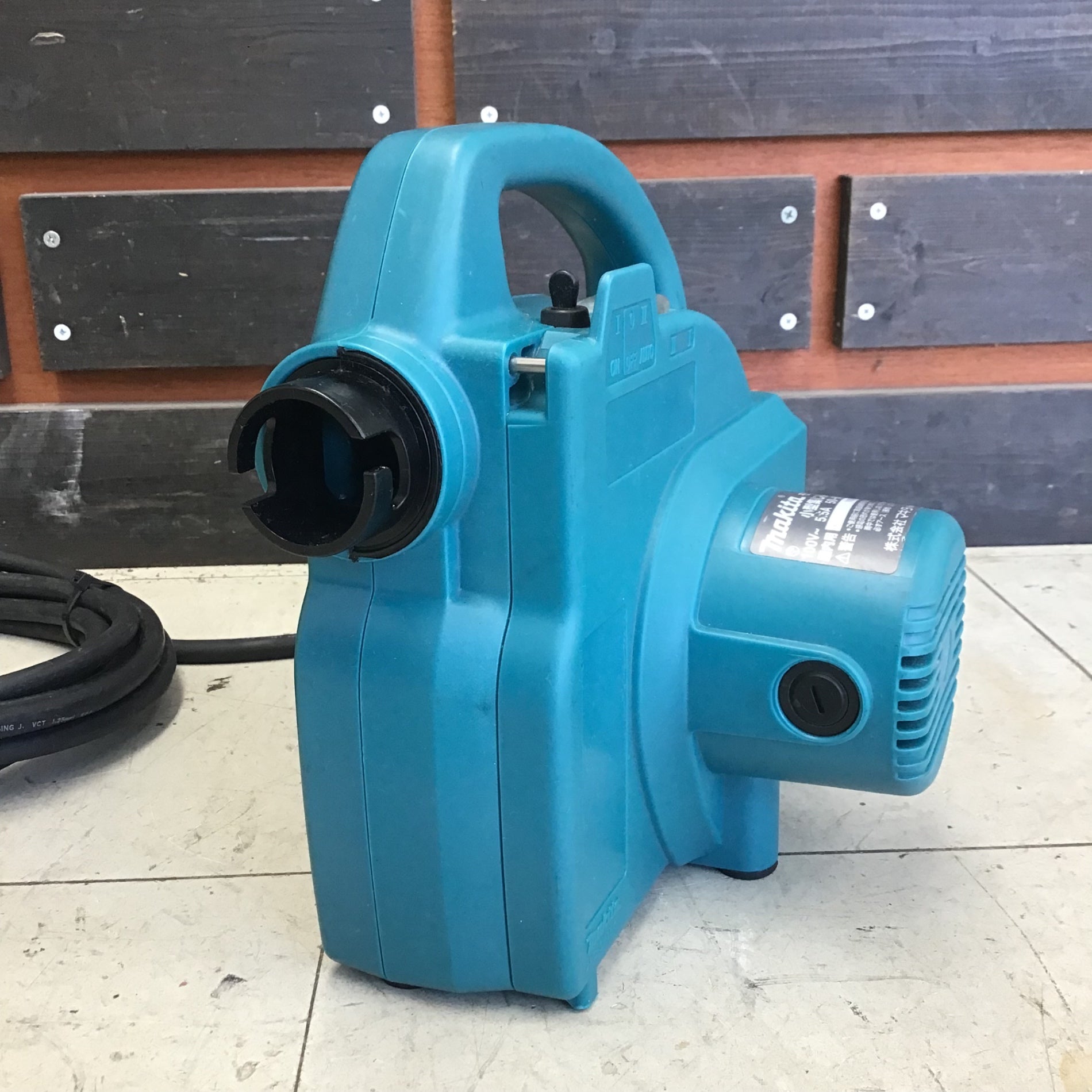 中古品】マキタ/makita 集じん機 乾式 450(P) 【鴻巣店】 – アクト