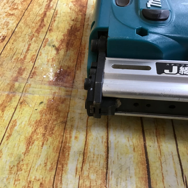 マキタ(makita) 14.4V 4mm J線 コードレスタッカ ST420DRF【川崎店】