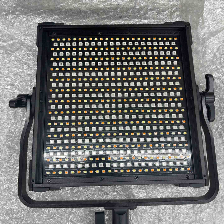 ◇switti LEDライト 撮影用 照射用 S45【八潮店】