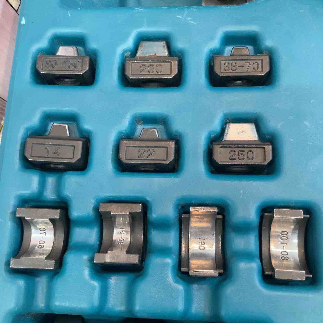 【美品】★マキタ(makita) コードレス圧着機 TC300DRG【八潮店】