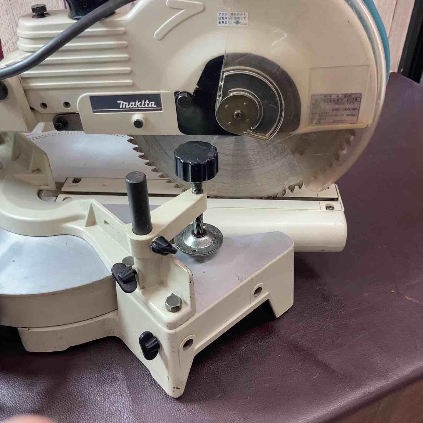 中古品】 マキタ(makita) 卓上スライドマルノコ LS1011 丸ノコ 電動