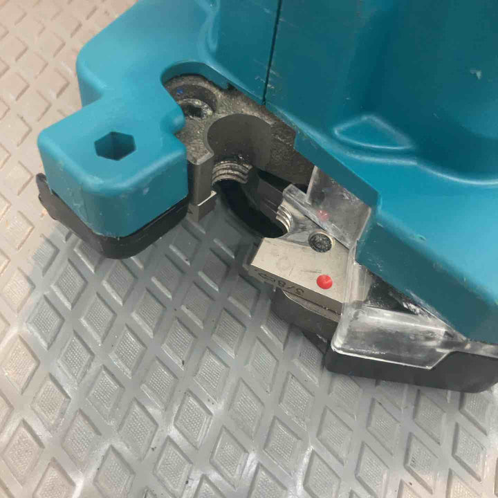 【中古品】マキタ(makita) コードレス全ネジカッター SC102DZ【所沢店】