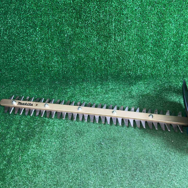 【中古品】 マキタ(makita) コードレスバリカン　MUH468DZ 【藤沢店】