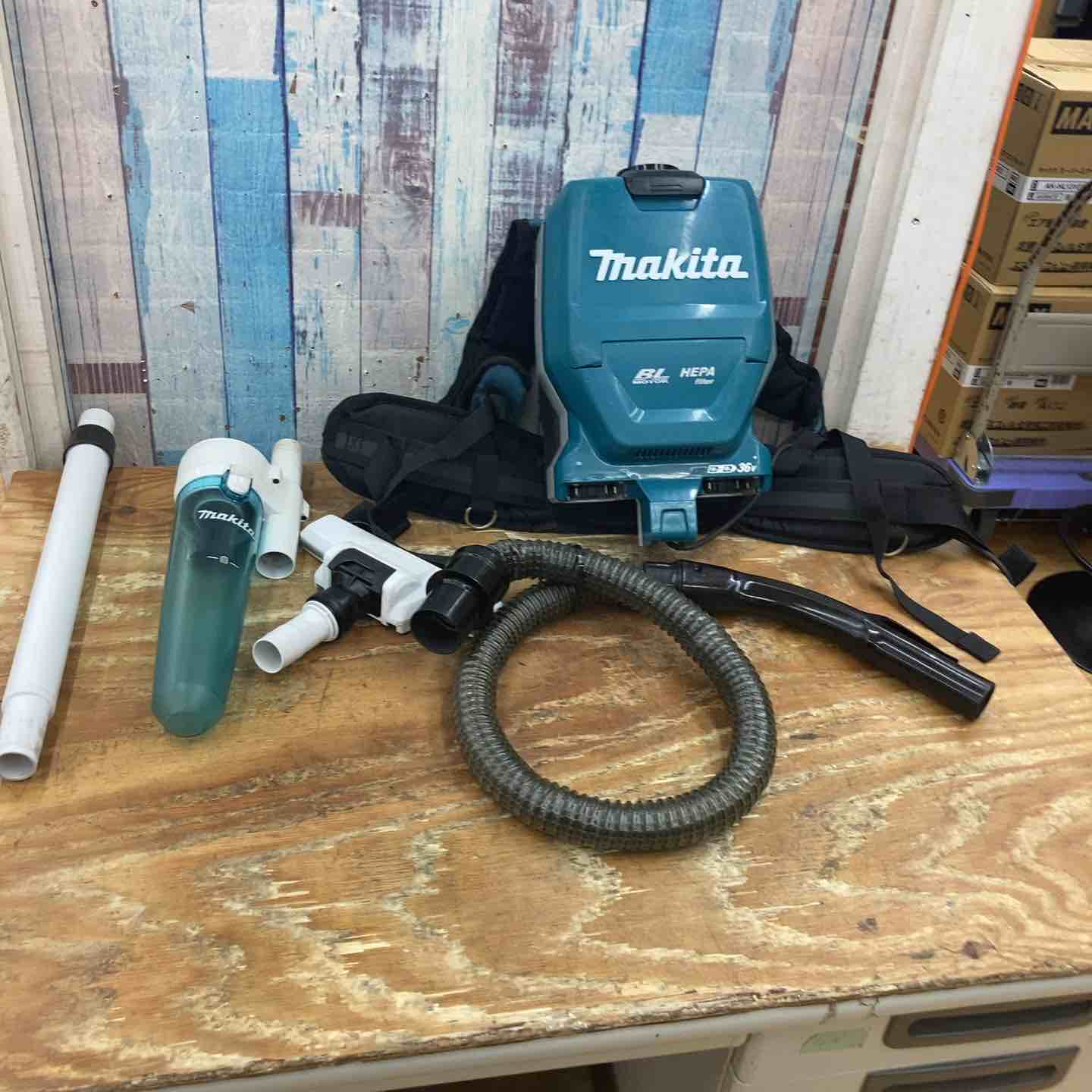 ☆マキタ(makita) コードレス背負式クリーナー VC261DZ【柏店