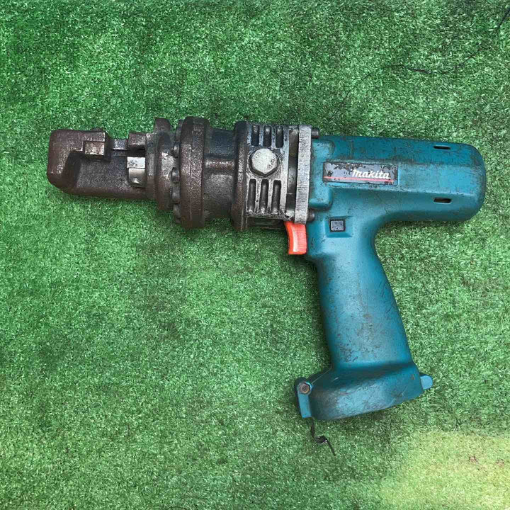 マキタ(makita) 充電式鉄筋カッタ SC130D 不動 13mm ニカド電池12V【岩槻店】