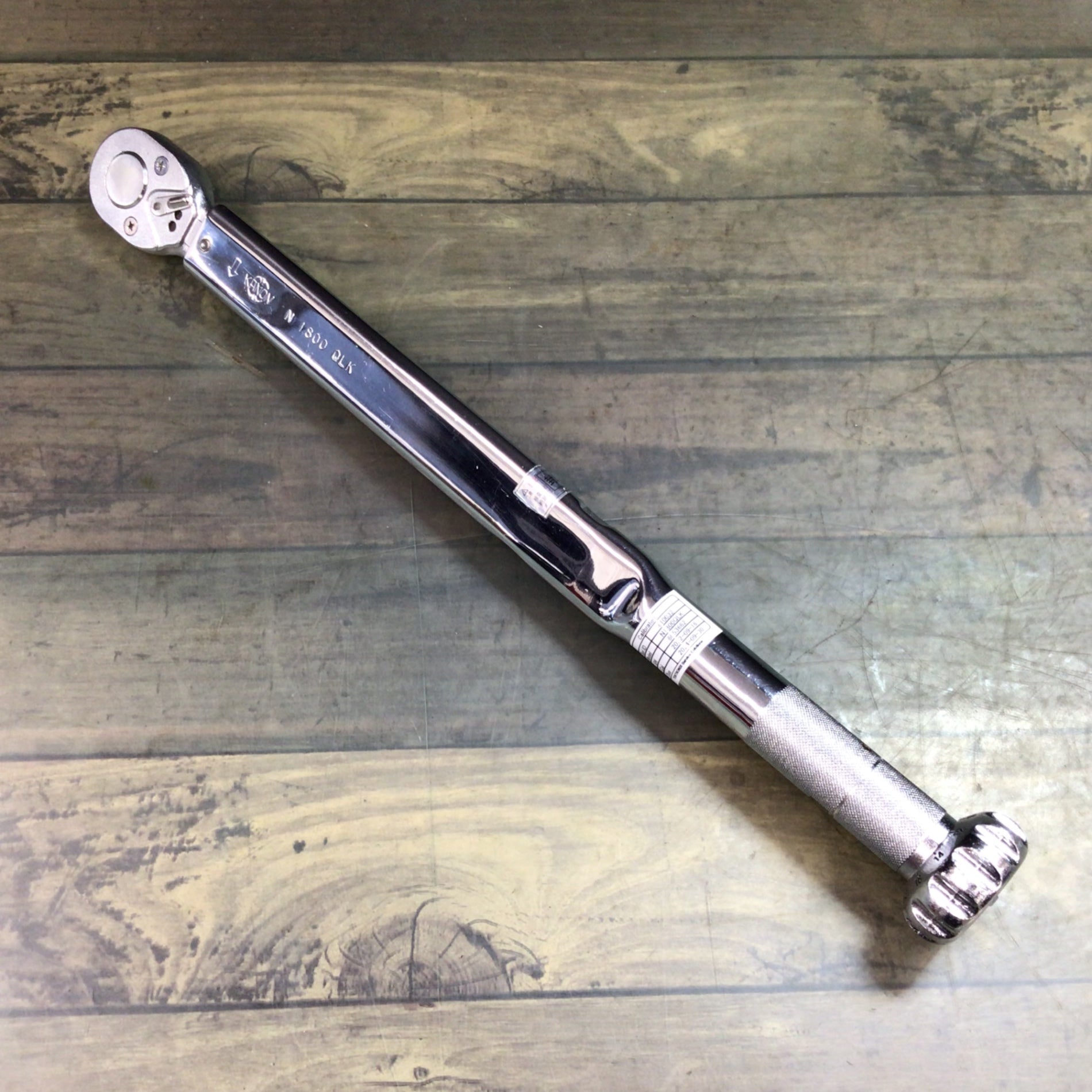 〇カノン(KANON) プリセット形トルクレンチ 40~180N・m N1800QLK