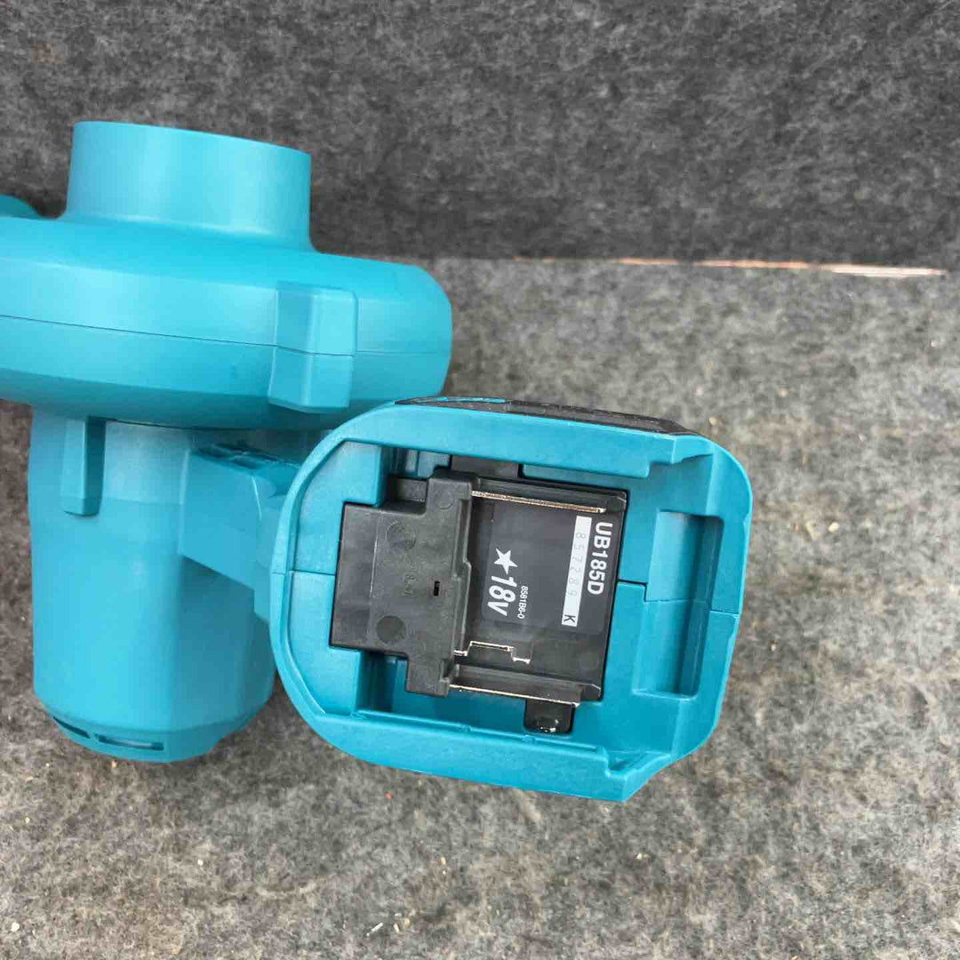 ★マキタ(makita) コードレスブロワ UB185DZ【鴻巣店】