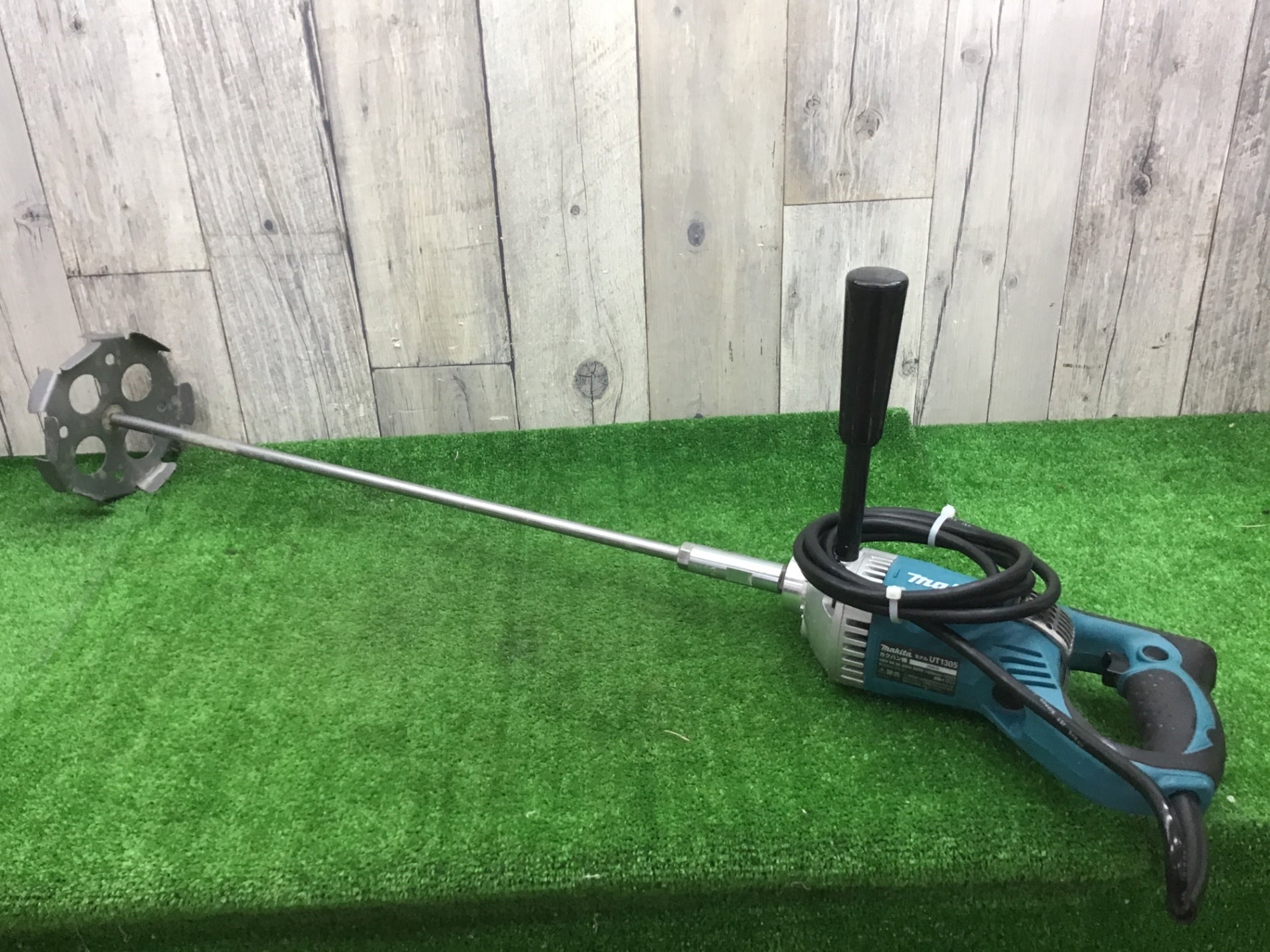☆マキタ(makita) コンクリートかくはん機 UT1305【富山店】◇吊 