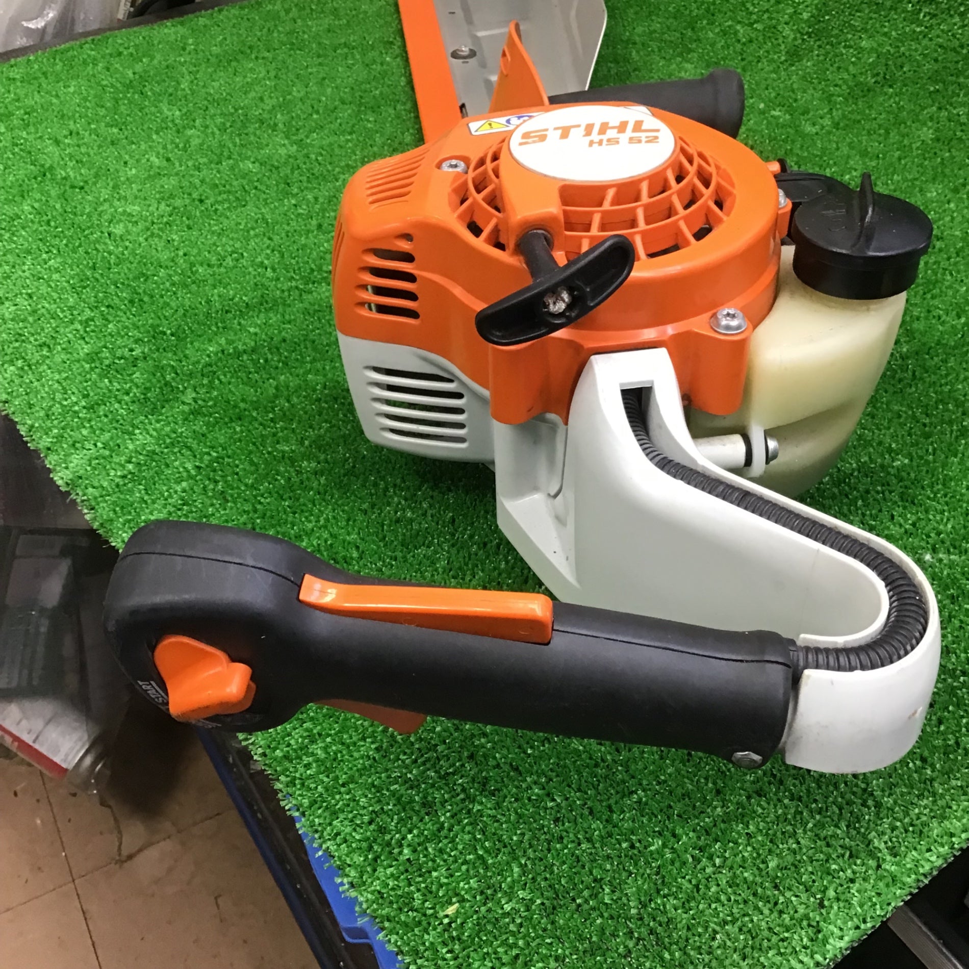 中古動作品】 STIHL スチール エンジンヘッジトリマ HS52【草加店