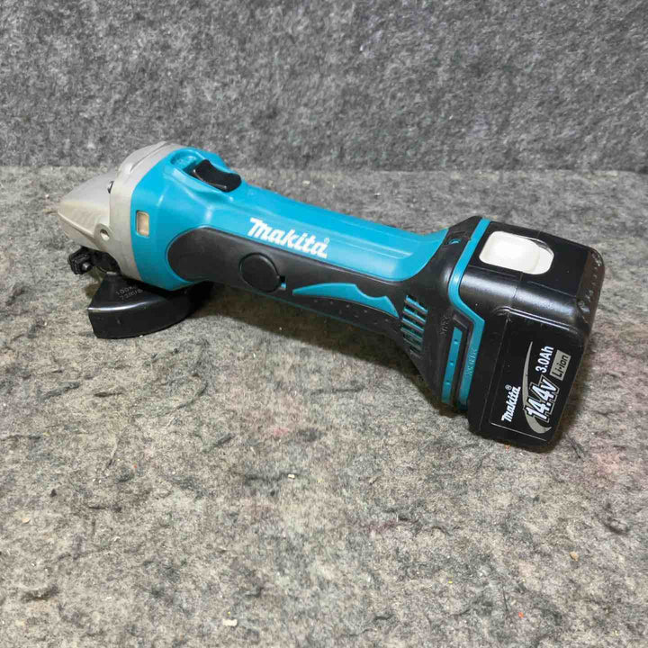 ☆マキタ(makita) 100mmコードレスディスクグラインダー GA400DZ 14.4Vバッテリー1個つき【桶川店】