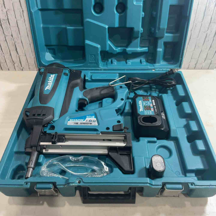 ★マキタ(makita) コードレスコンクリート用ガスピン打ち機 GN420C 動作確認済み【川口店】
