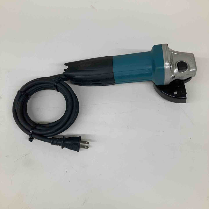 ☆マキタ(makita) 100mmディスクグラインダ GA4033【戸田店】