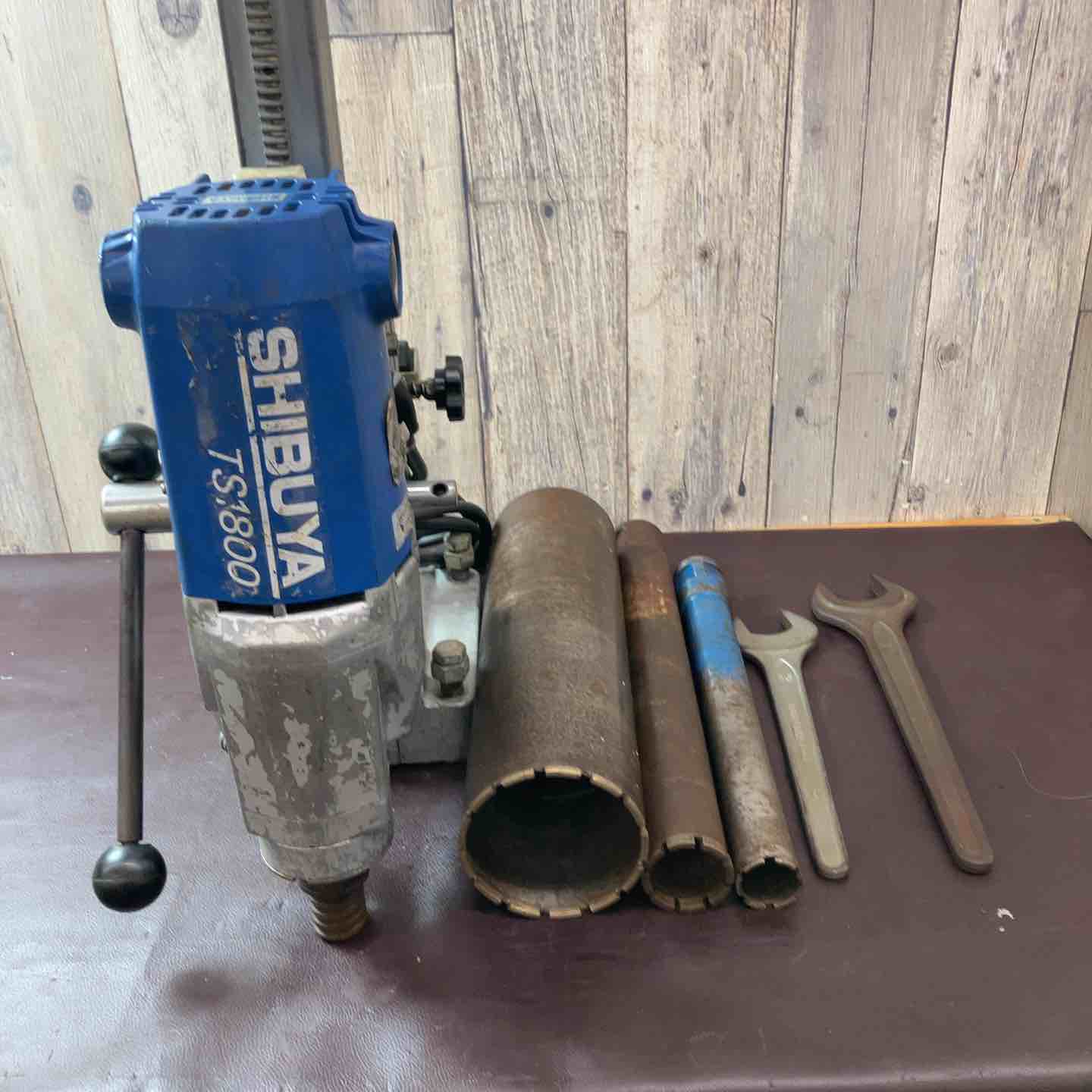 中古品】 シブヤ(SHIBUYA) ダイヤモンドコアドリル TS-1800/M1711 穿孔 中古品】 シブヤ(SHIBUYA) ダイヤモンドコアドリル TS-1800/M1711 穿孔
