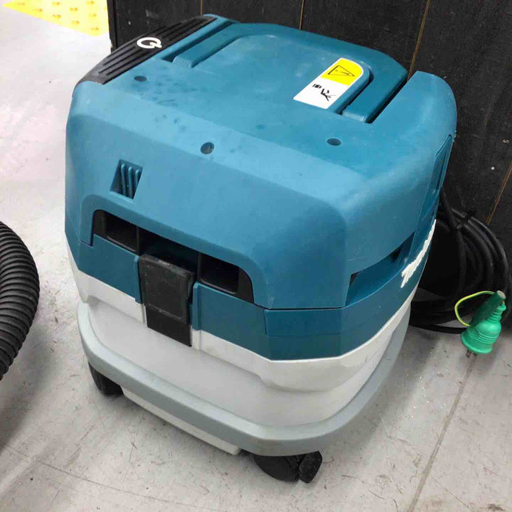 ★マキタ(makita) 集じん機 乾湿両用 VC0820【戸田店】