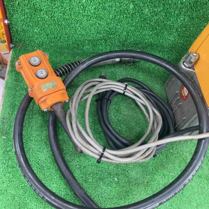 ◇泉精器(IZUMI) 電動リモコン式油圧ポンプ R14E-F【川崎店】