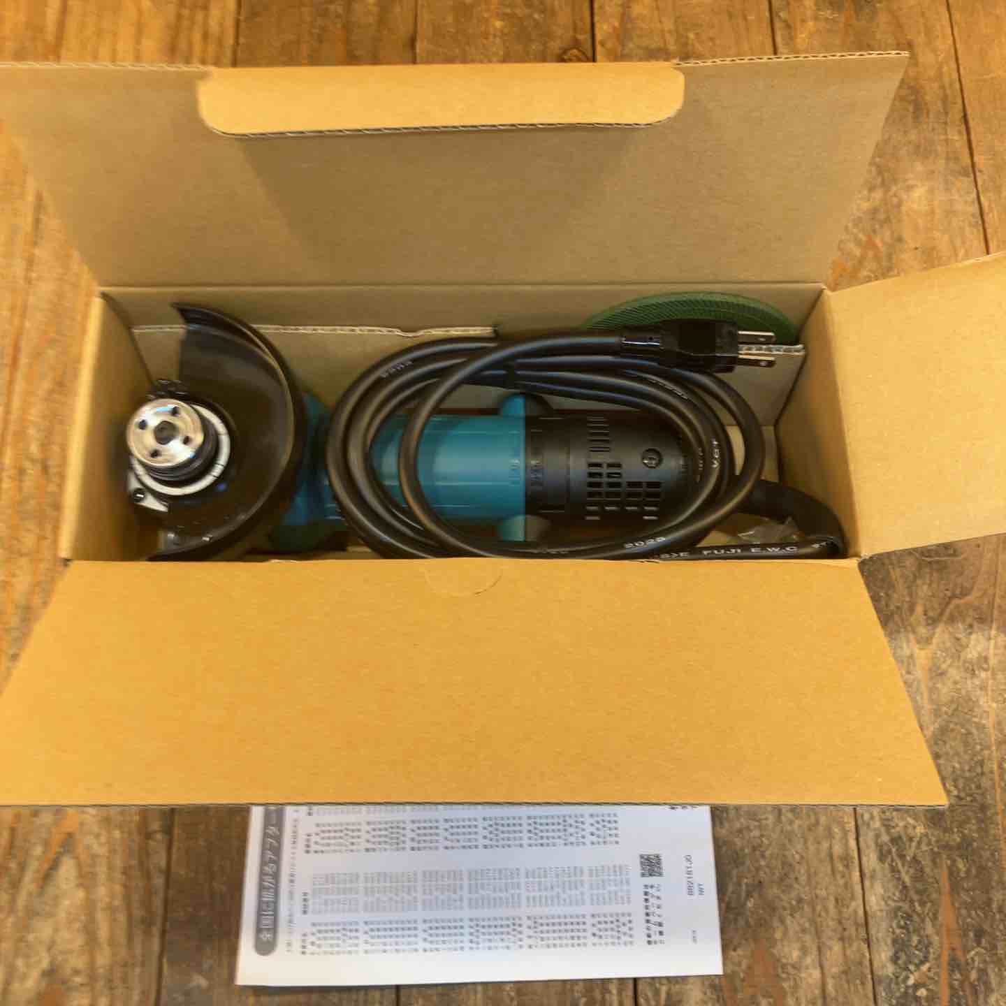 ☆マキタ(makita) 100mmディスクグラインダ 9533B【所沢店】 – アクト