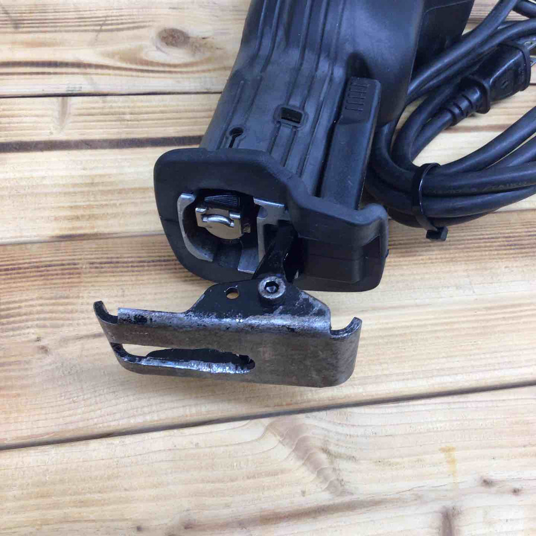 【中古品】 マキタ(makita) セーバソー(レシプロソー) JR3030T 【東大和店】