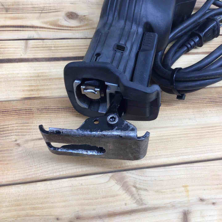 【中古品】 マキタ(makita) セーバソー(レシプロソー) JR3030T 【東大和店】