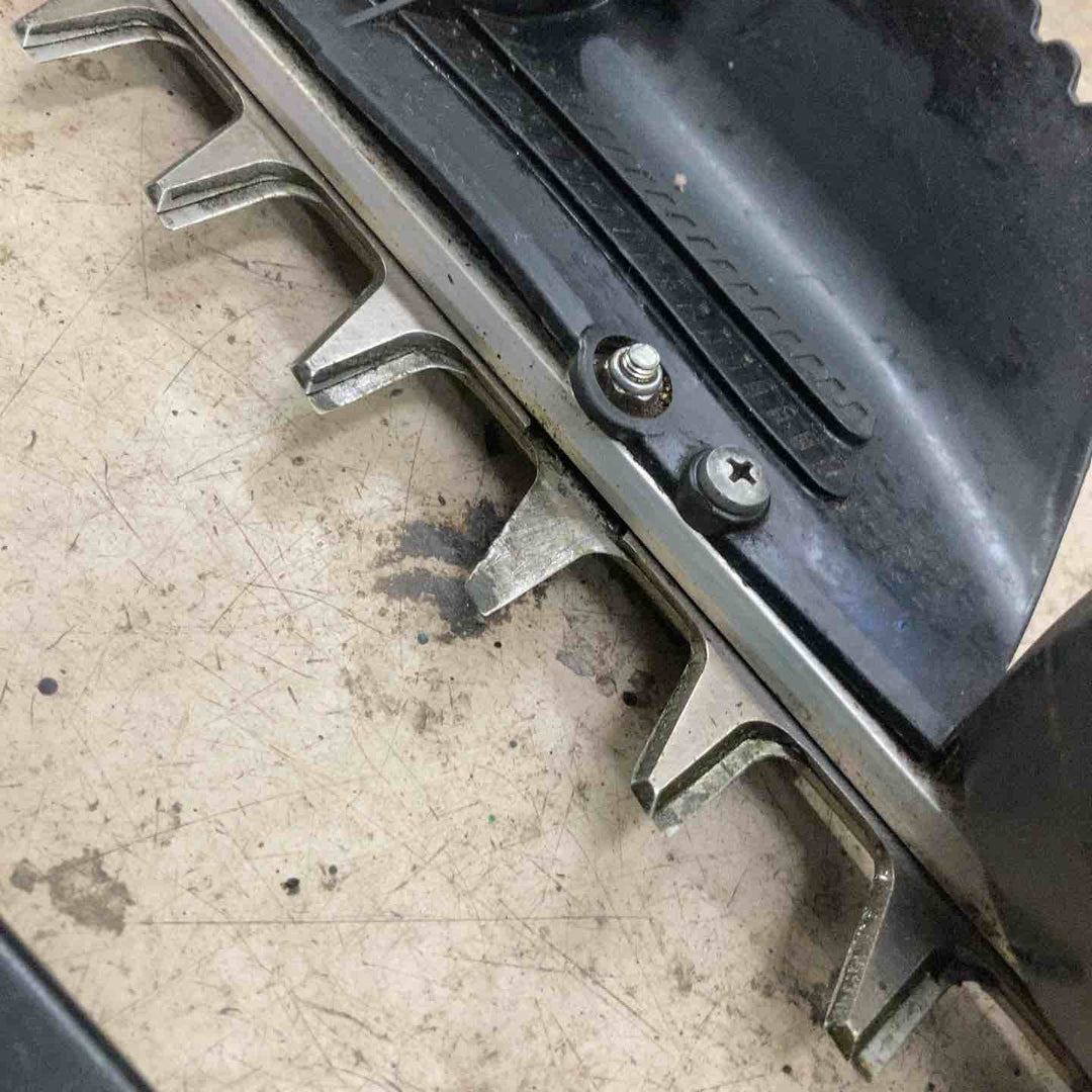 ◇マキタ(makita) 18V充電式ヘッジトリマ MUH603SDZ【町田店】