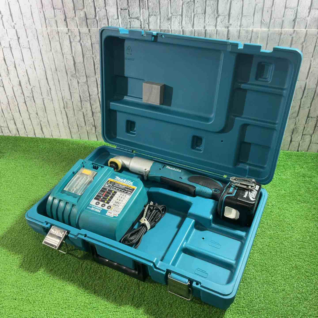 ☆マキタ(makita) コードレスアングルインパクトドライバ TL060DRF 14.4V 動作確認済【川口店】