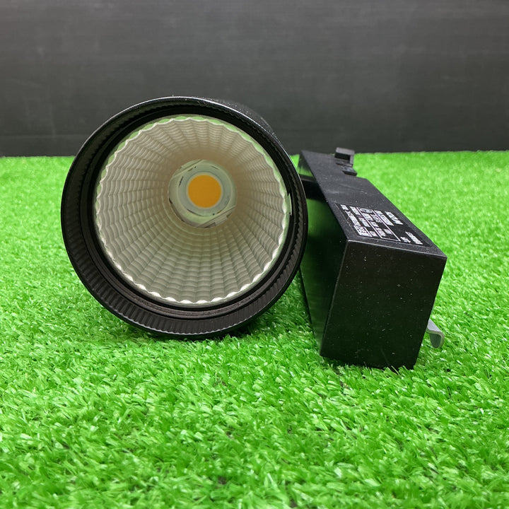 【未使用品】コイズミ　照明 スポットライト HID35W XS706808BW【電材館越谷店】