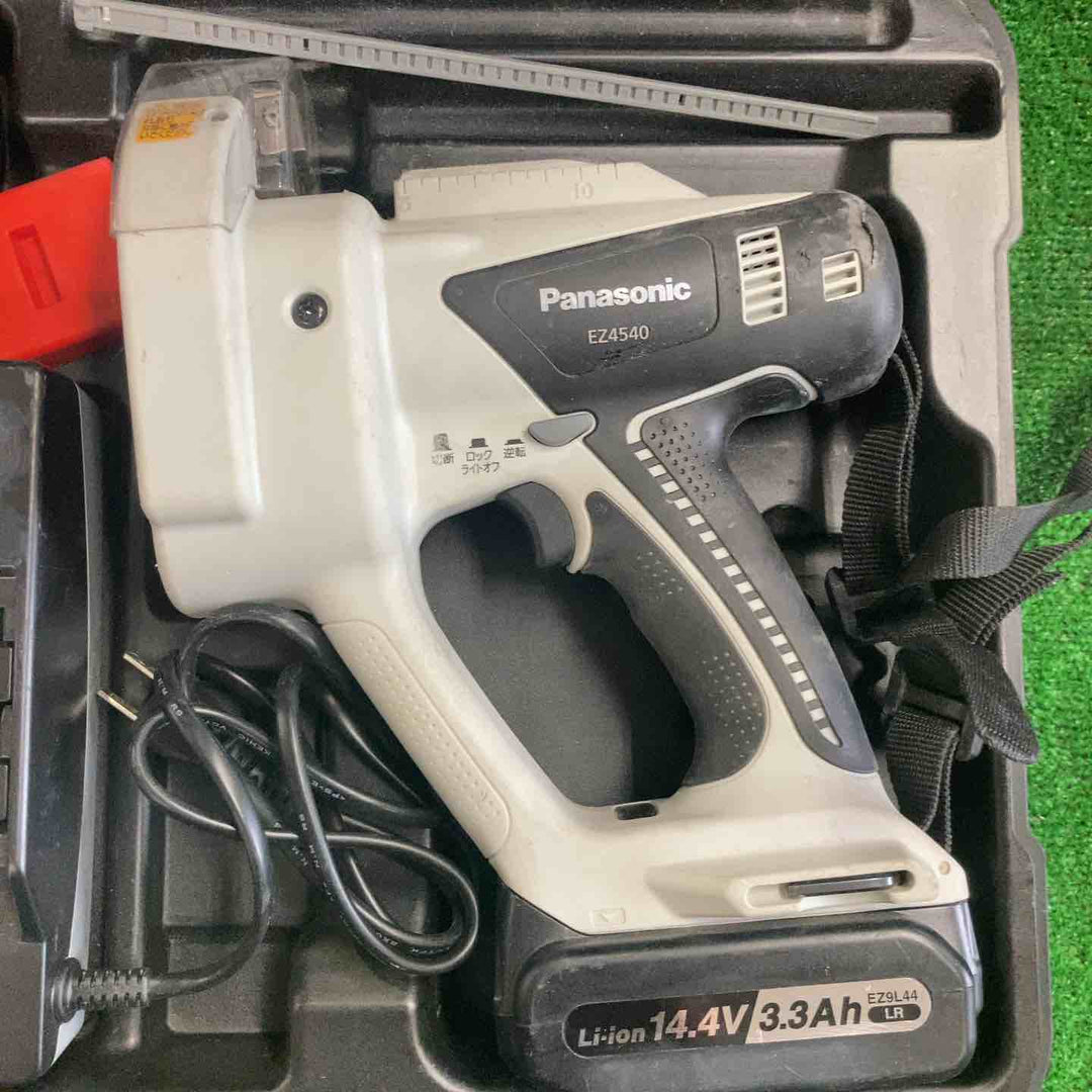 ◇パナソニック(Panasonic) コードレス全ネジカッター EZ4540LR2S-B【町田店】