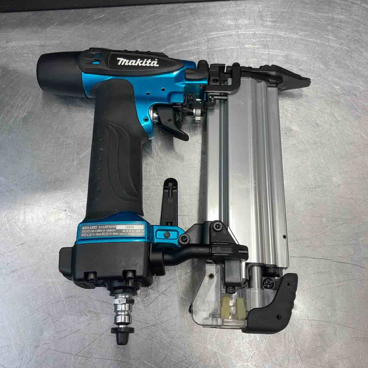 【中古美品】 マキタ(makita) 55mm 高圧フィニッシュネイラ AF551HM 【東大和店】