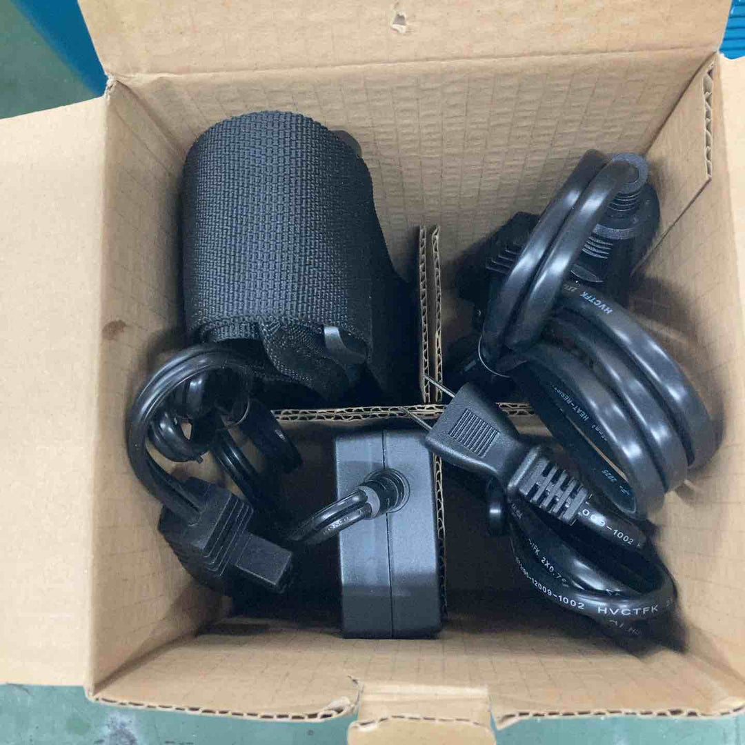 ★マキタ(makita) コードレス冷温庫 CW003GZ　18V,40V対応【戸田店】