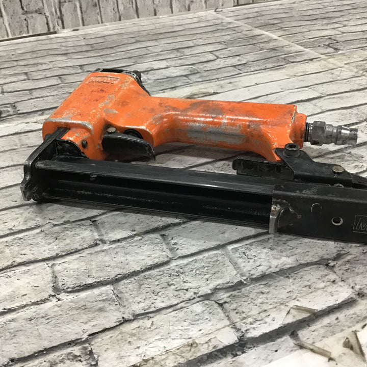 【中古品】☆マックス(MAX) 常圧 ステープル用 エアタッカ TA-20A/422Jキュウオン【柏店】