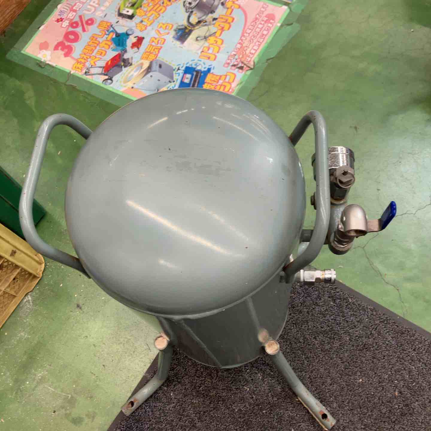 ぶーちゃんタンク160L青コック穴開け送料込み ぶーちゃん様専用タンク160L青コック穴開け送料込み