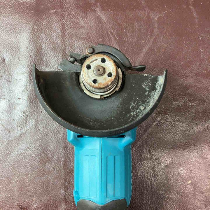 【中古品】★マキタ(makita) 100mmコードレスディスクグラインダ GA412DRG【東大和店】