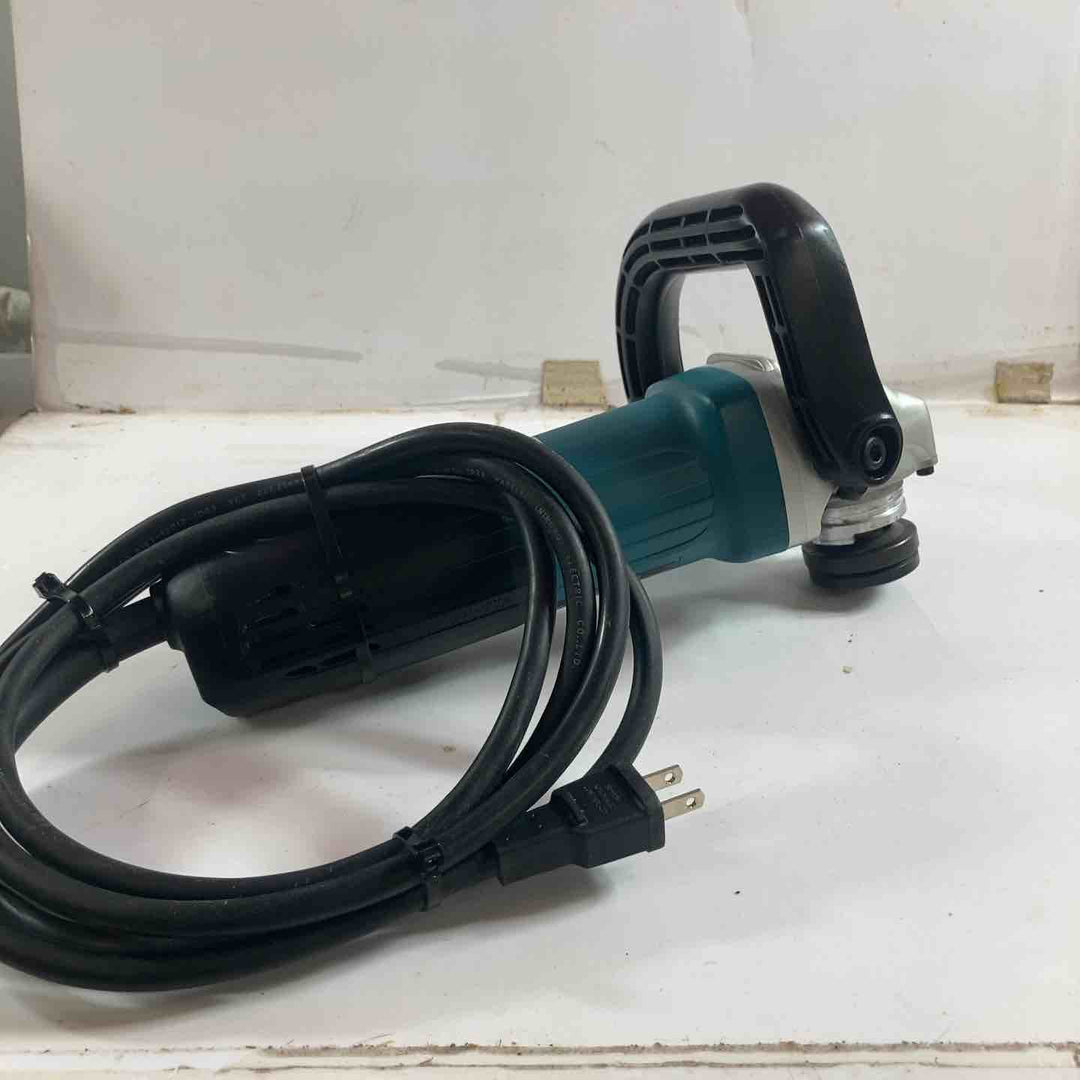 ★マキタ(makita) 125mm電子コンクリートカンナ PC5010C【川崎店】