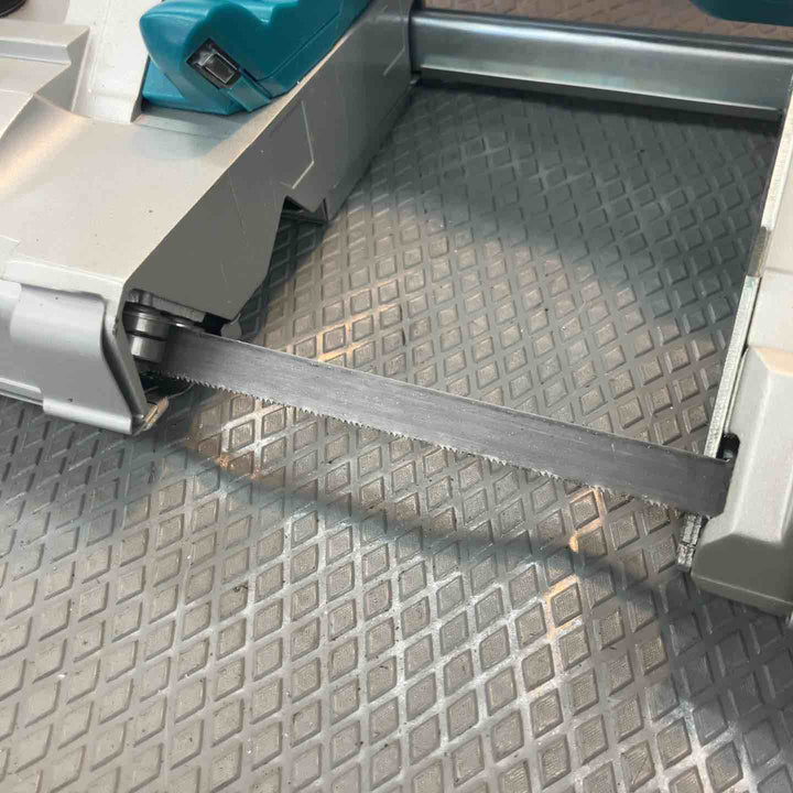 【中古品】マキタ(makita) コードレスバンドソー PB180DZ【所沢店】