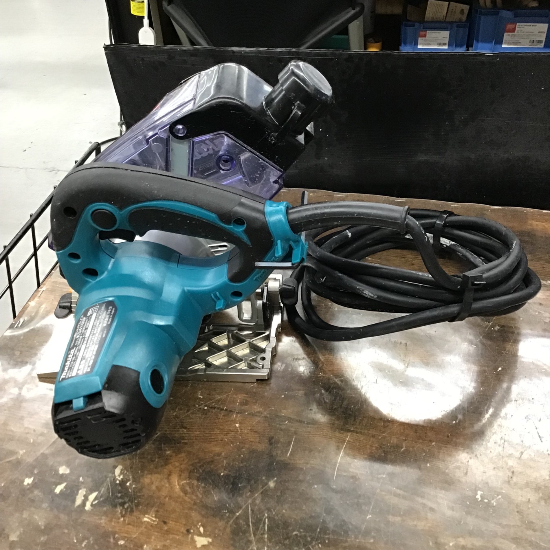 makita マキタ KS4100F 防じんマルノコ 中古品 【ハンズクラフト宜野湾店】 ☆マキタ(makita) 防じん丸のこ KS4100F【戸田店】 – アクトツール