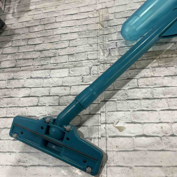 ☆マキタ(makita) コードレスクリーナ CL181FDZ【川口店】