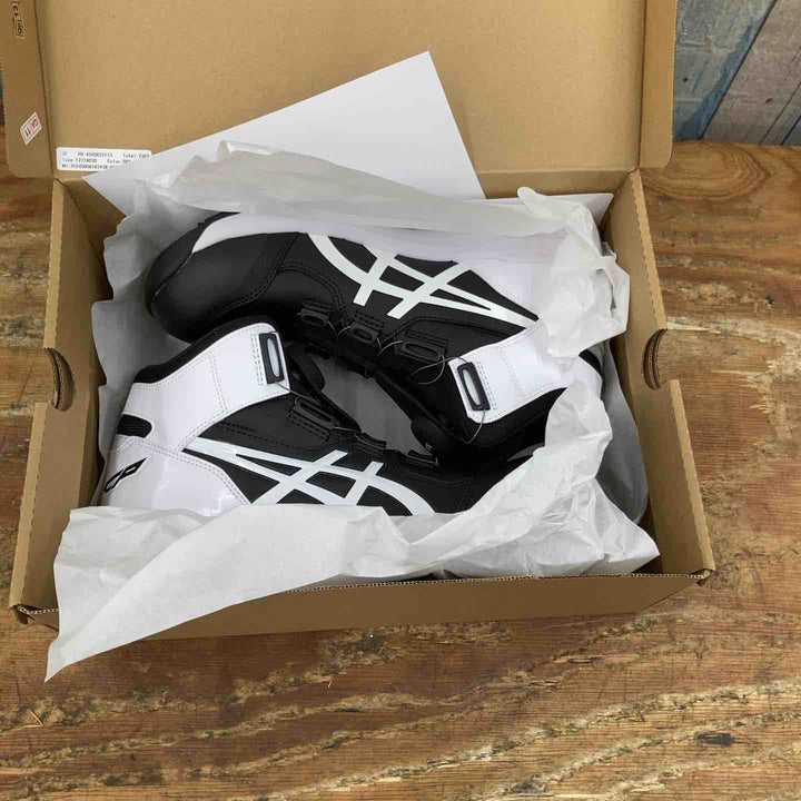 [アシックス] ワーキング ウィンジョブ CP304 BOA JSAA A種先芯 耐滑ソール ブラック/ホワイト 27 cm 3E【柏店】