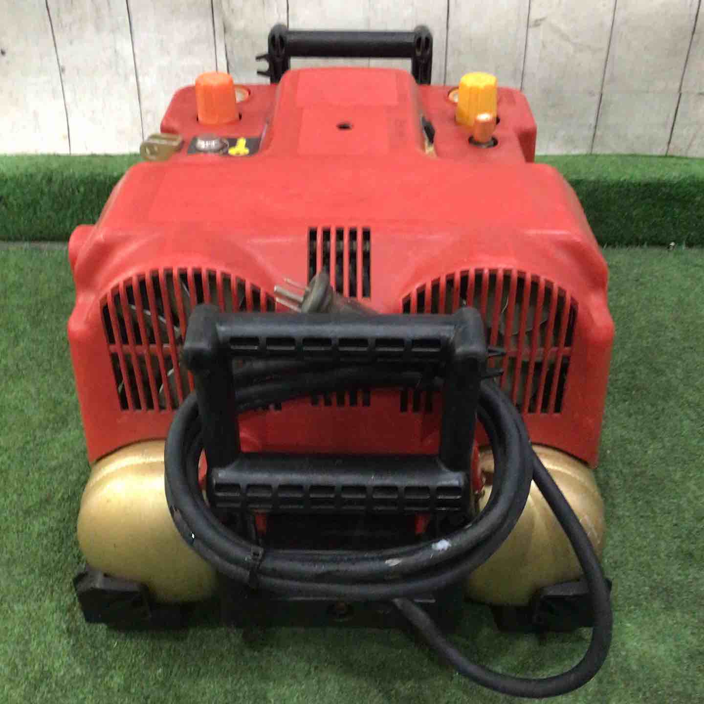 現状品】◇マックス(MAX) 高圧エアコンプレッサ AK-HL1050EK 保証なし