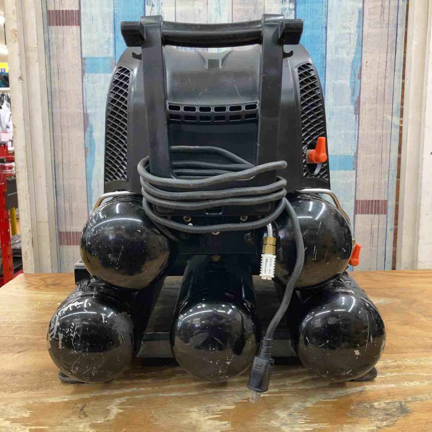 中古品】☆マックス(MAX) エアコンプレッサー AK-HH1270E3(27L) 高圧